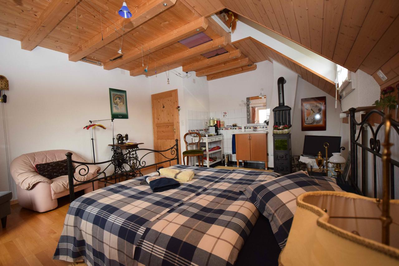 Bed & Breakfast Im Chellhof Benken  Exterior foto